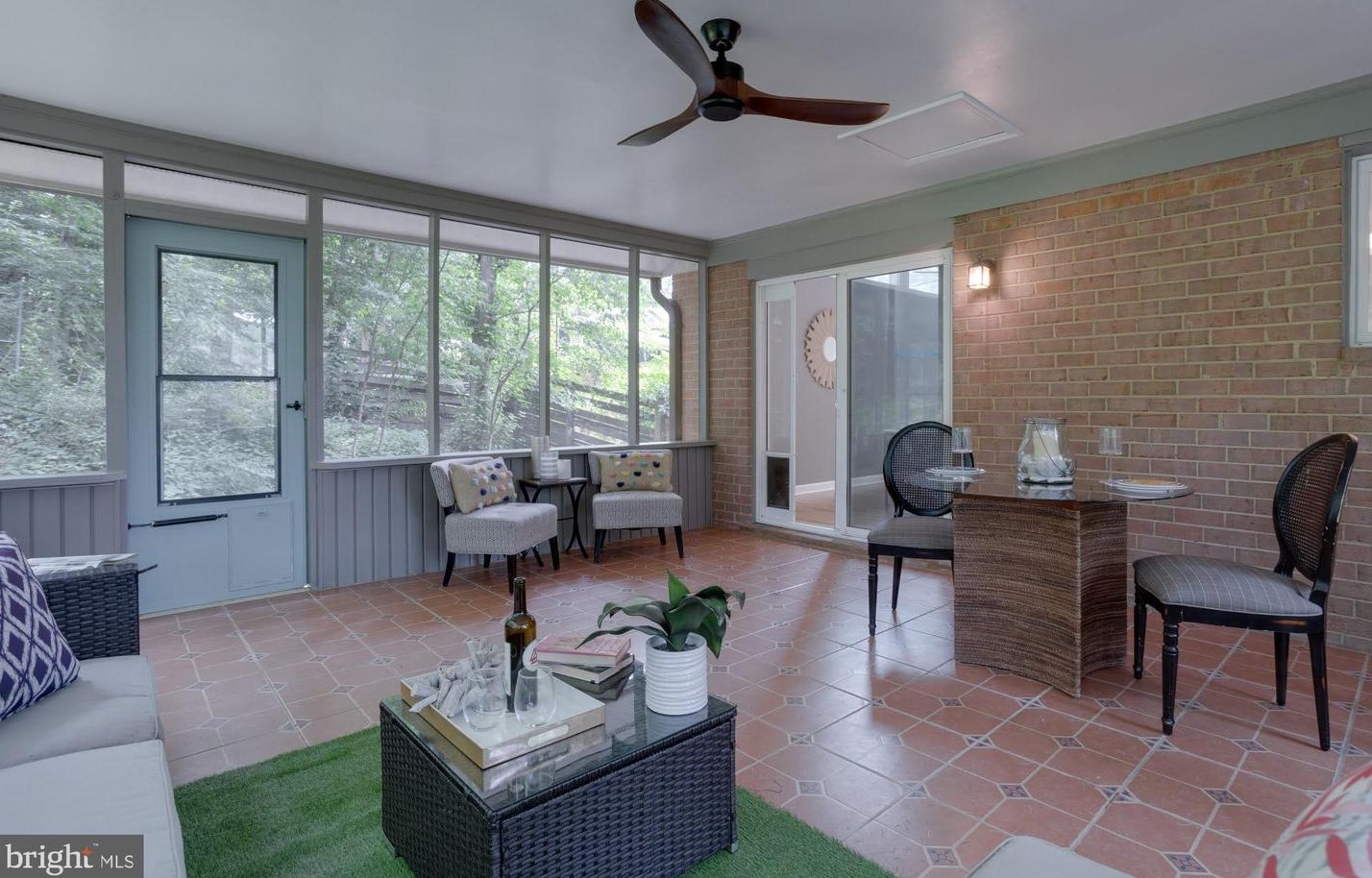 9700 Galsworth Ct, Fairfax VA 22032-2802 exterior