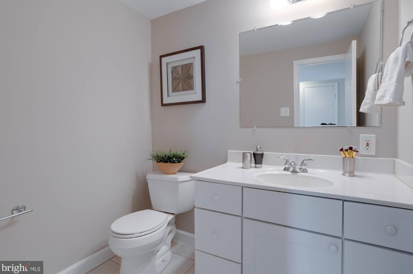 9700 Galsworth Ct, Fairfax VA 22032-2802 exterior