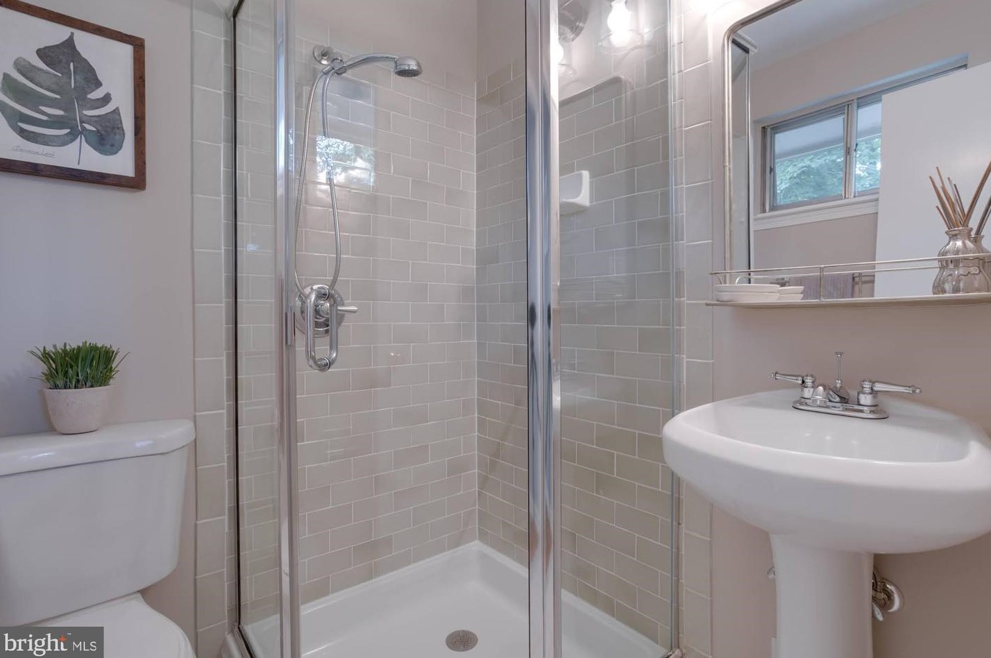 9700 Galsworth Ct, Fairfax VA 22032-2802 exterior