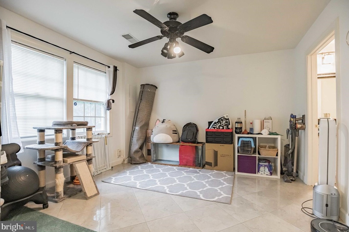 12398 Cedar Lakes Dr, Fairfax VA  22033-4263 exterior