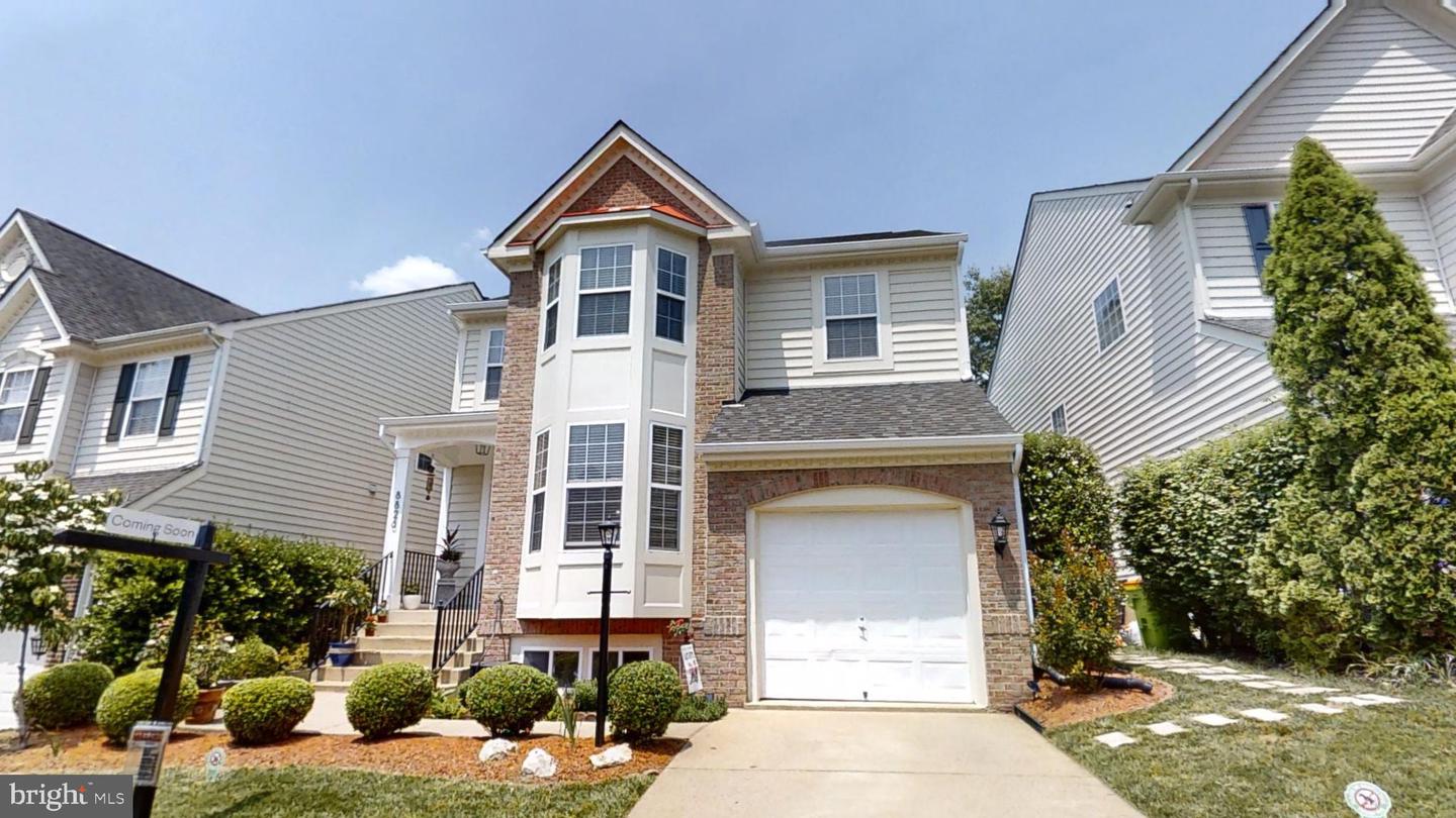 8826 Carpenters Hall Dr, Lorton, VA 22079 MLS VAFX2126482 Coldwell