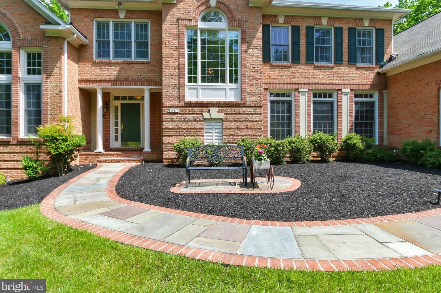 5448 Marlstone Ln, Fairfax VA  22030-5834 exterior