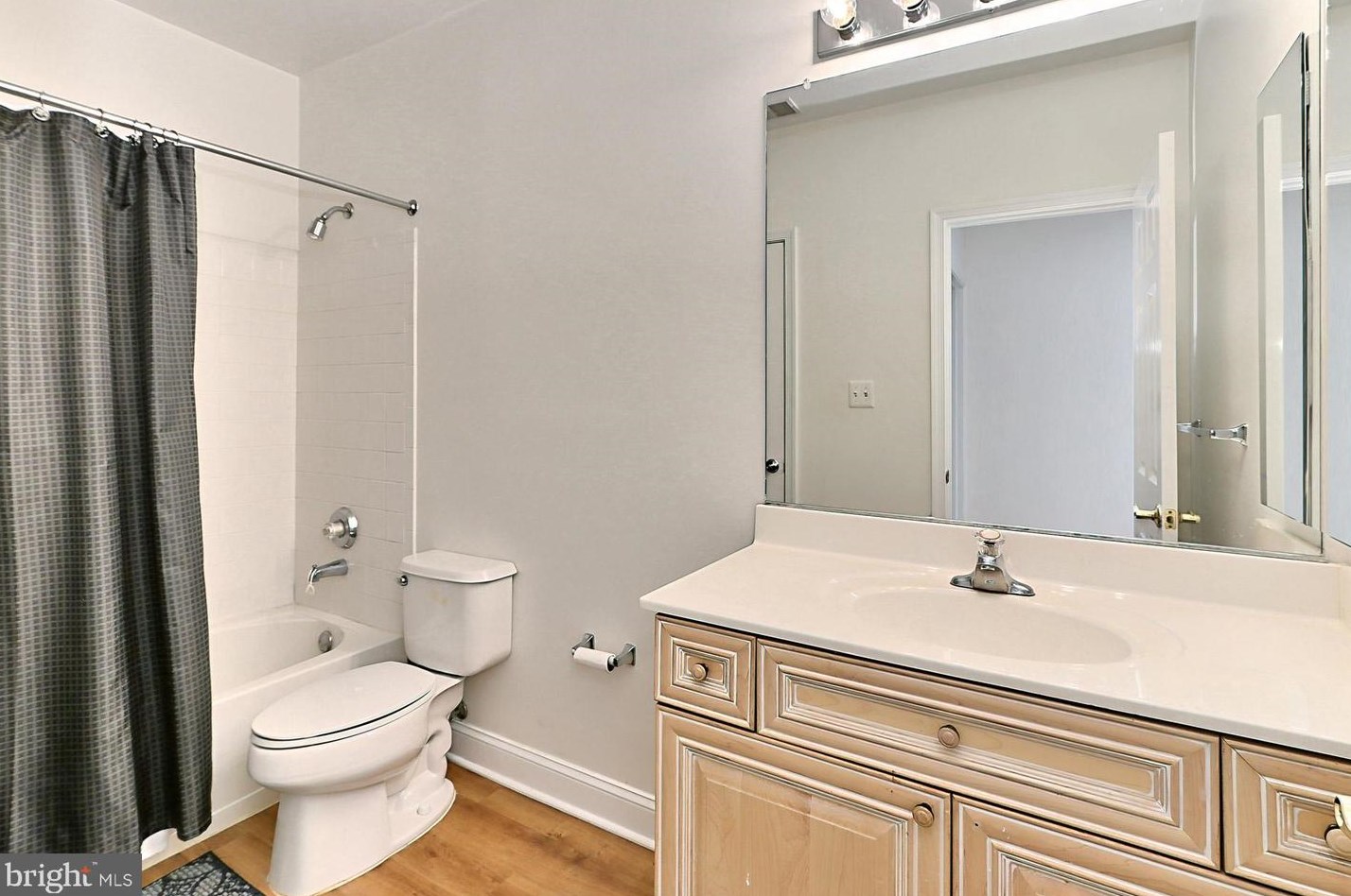 5448 Marlstone Ln, Fairfax VA  22030-5834 exterior