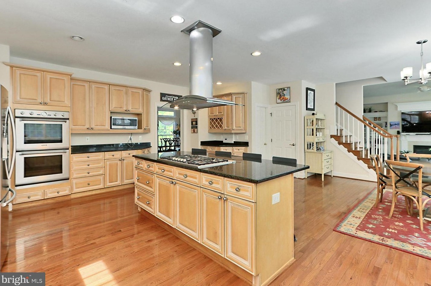 5448 Marlstone Ln, Fairfax VA  22030-5834 exterior