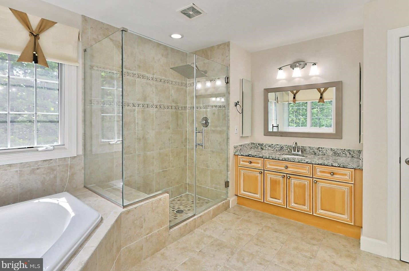 5448 Marlstone Ln, Fairfax VA  22030-5834 exterior