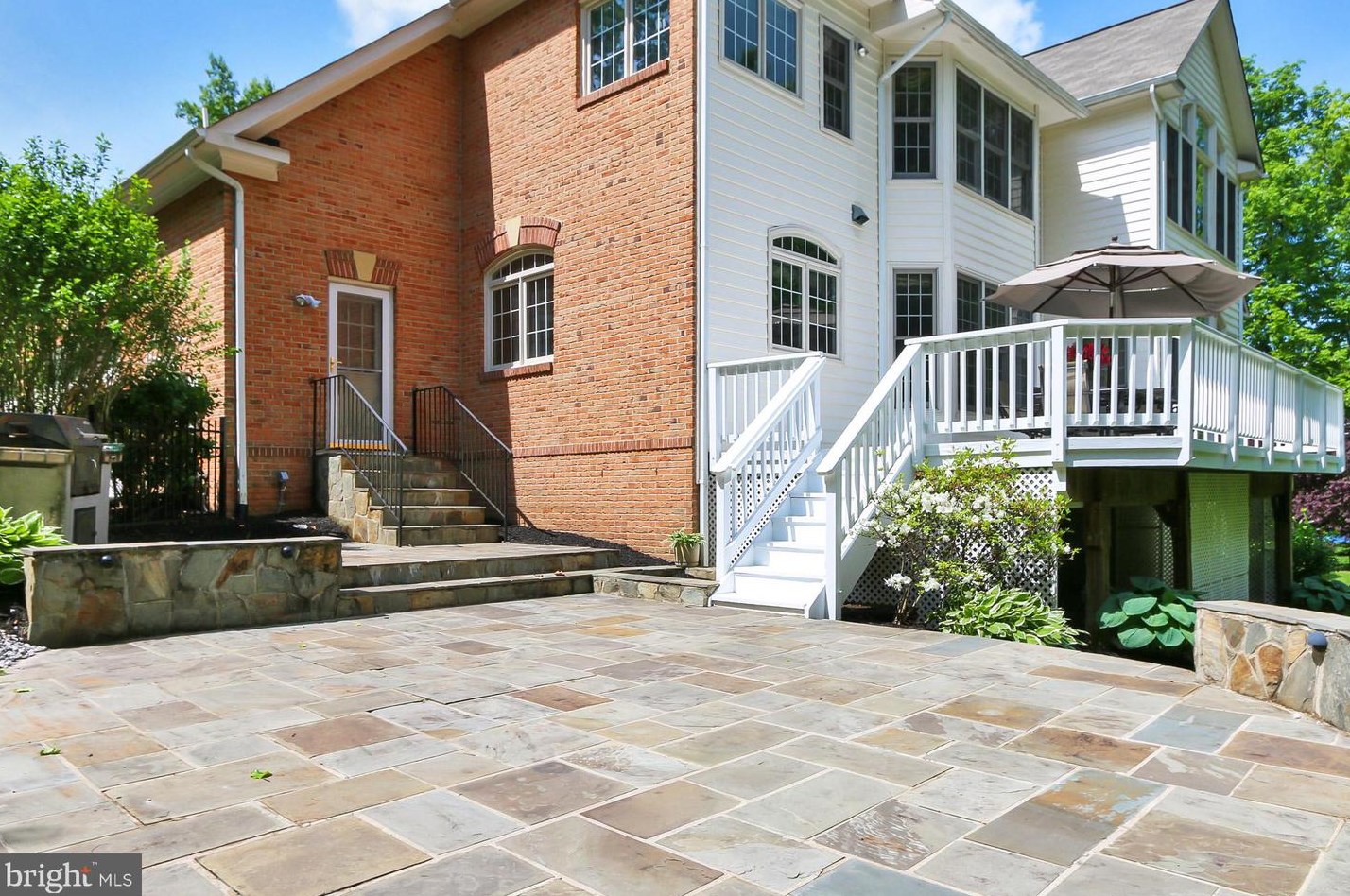 5448 Marlstone Ln, Fairfax VA  22030-5834 exterior