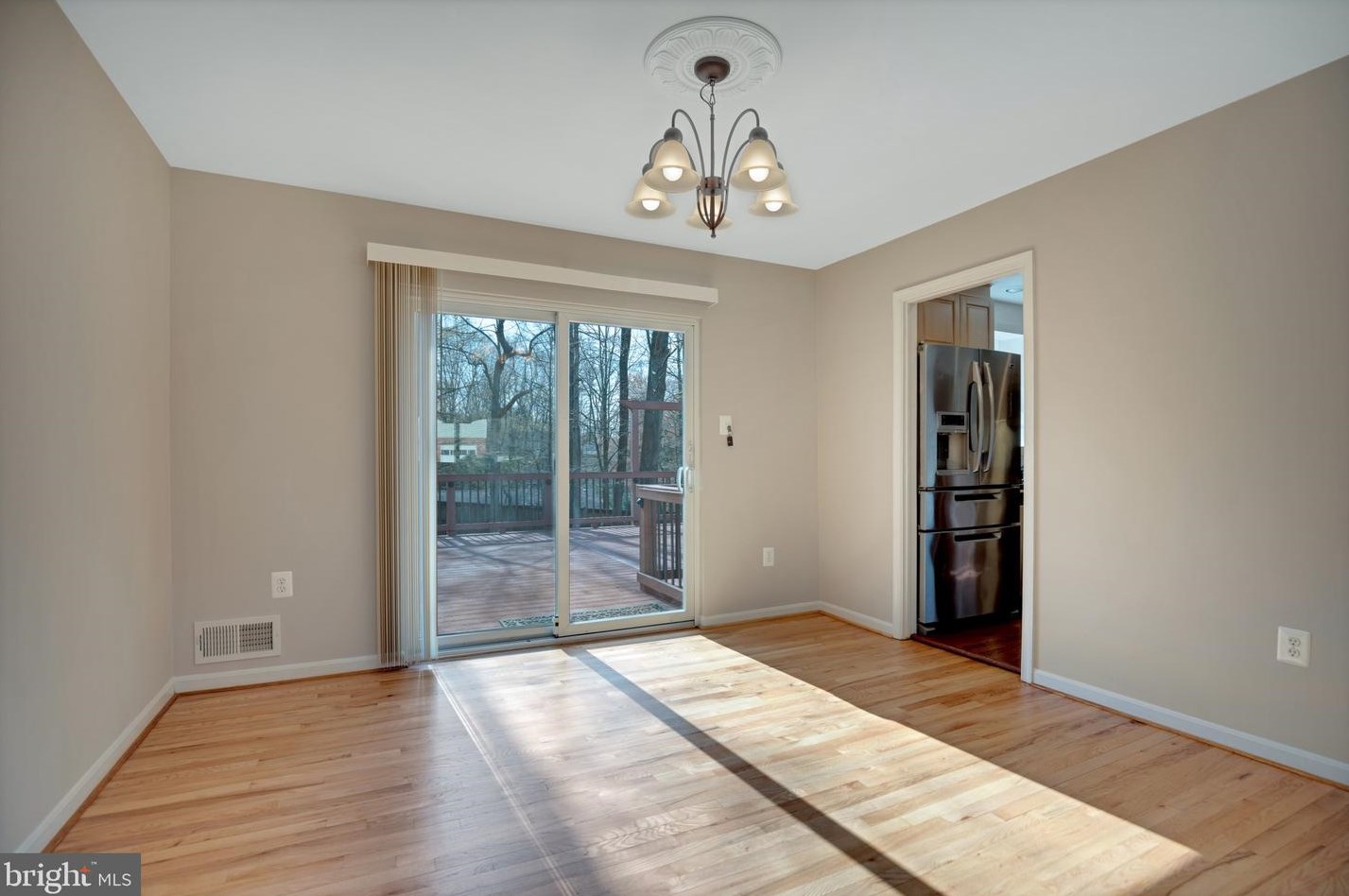 5207 Claridge Ct, Fairfax VA  22032-2722 exterior