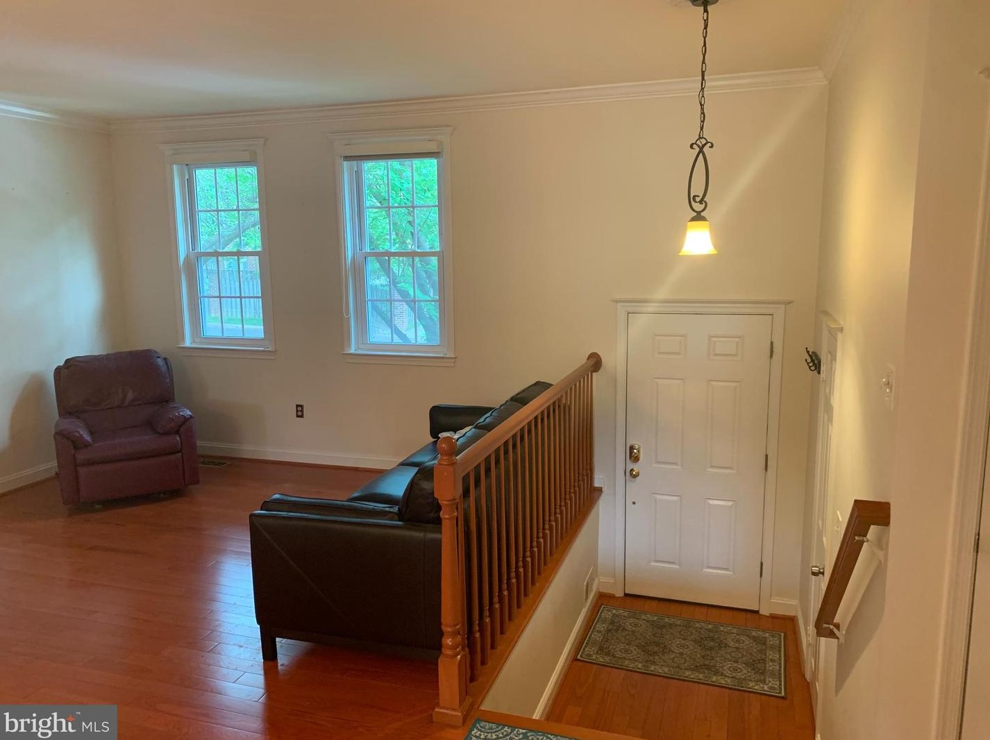 10147 Valentino Dr, Vienna VA  22124-2838 exterior