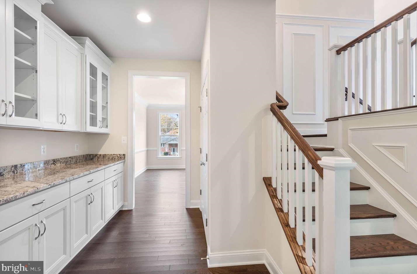 4719 Briggs Rd, Fairfax VA  22030-5704 exterior