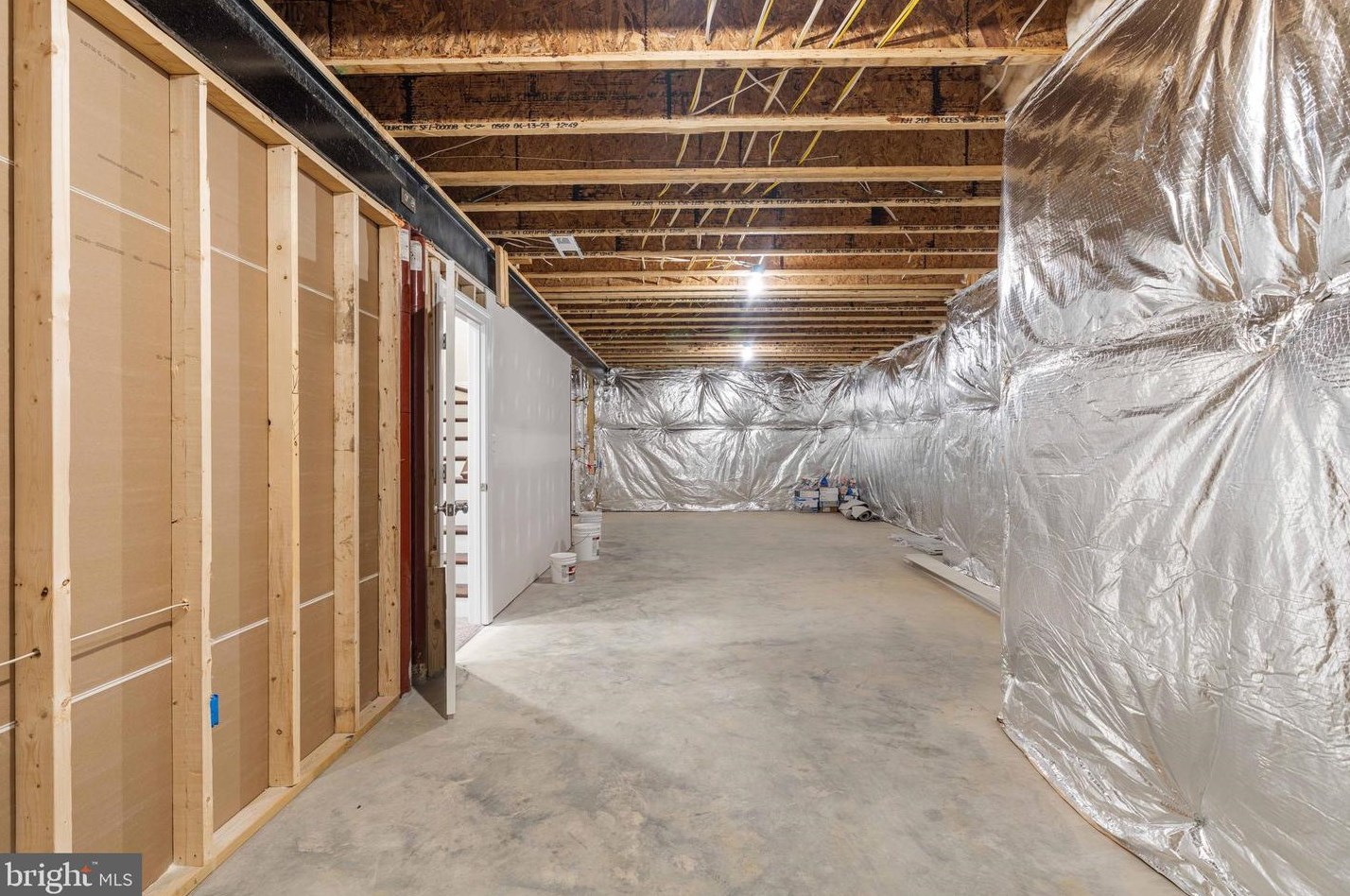 4719 Briggs Rd, Fairfax VA  22030-5704 exterior