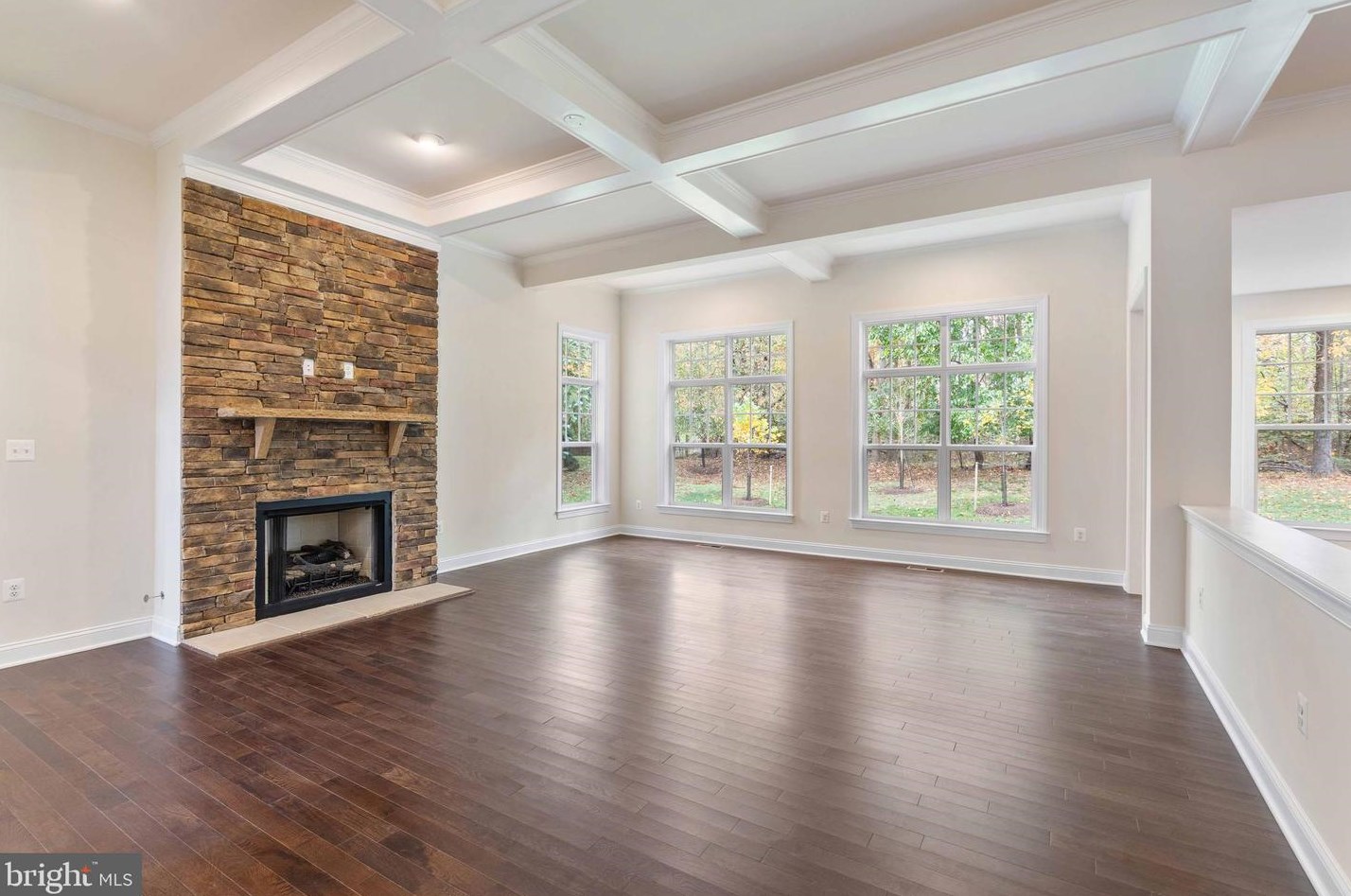 4719 Briggs Rd, Fairfax VA  22030-5704 exterior