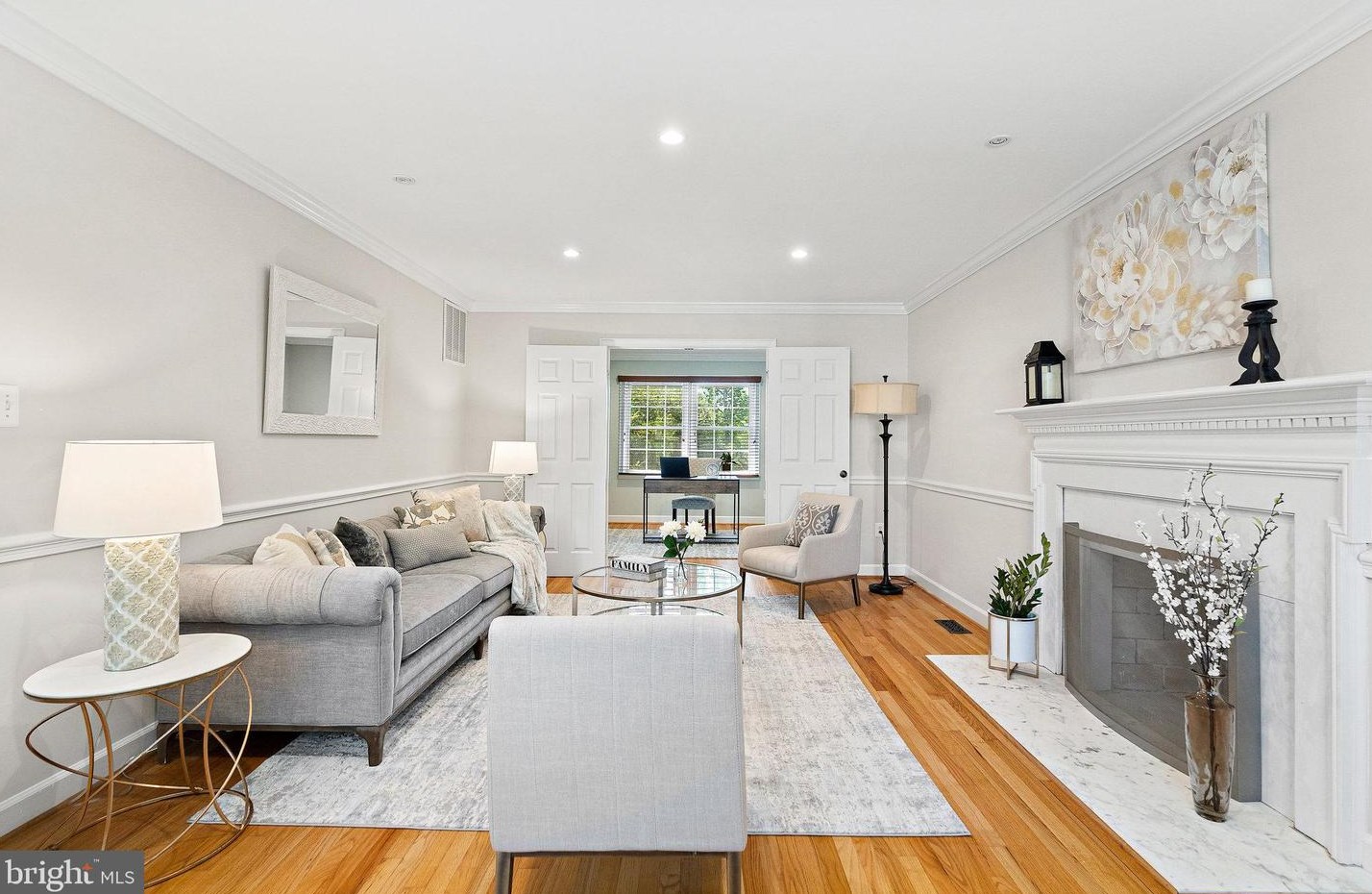 2098 Kedge Dr, Vienna VA 22181-3211 exterior