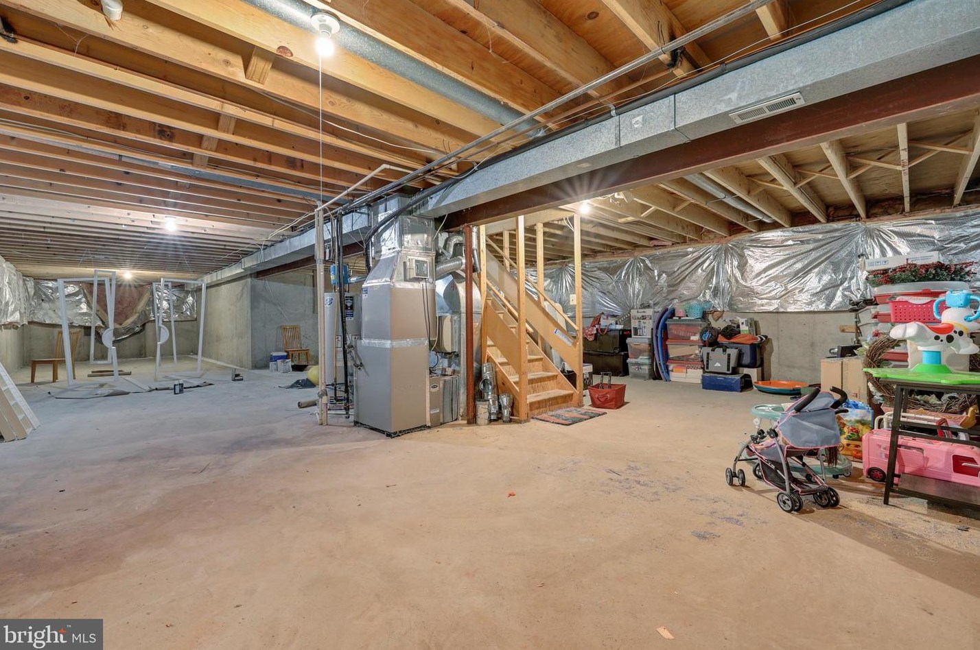 14808 Windrift Ct, Centreville VA  20120-1372 exterior