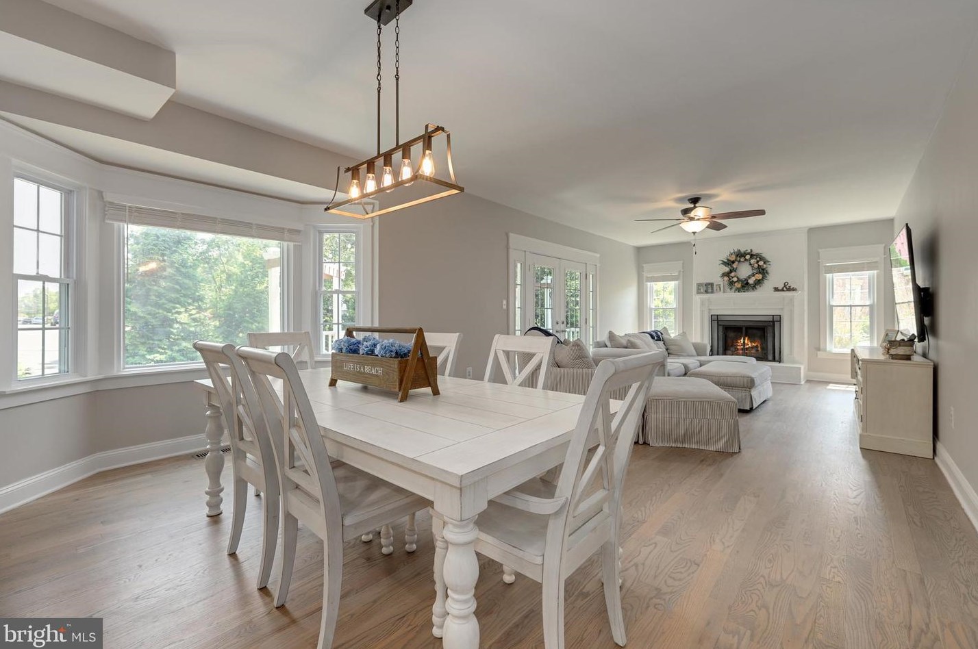 14808 Windrift Ct, Centreville VA  20120-1372 exterior