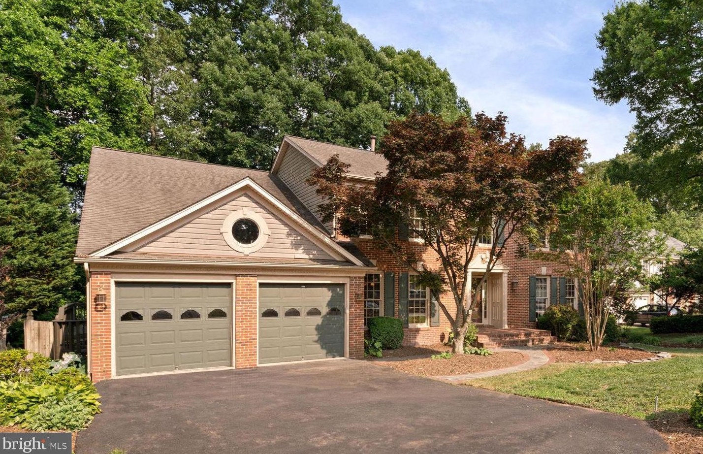 4713 Lewis Wood Ct, Fairfax VA 20151-2539 exterior