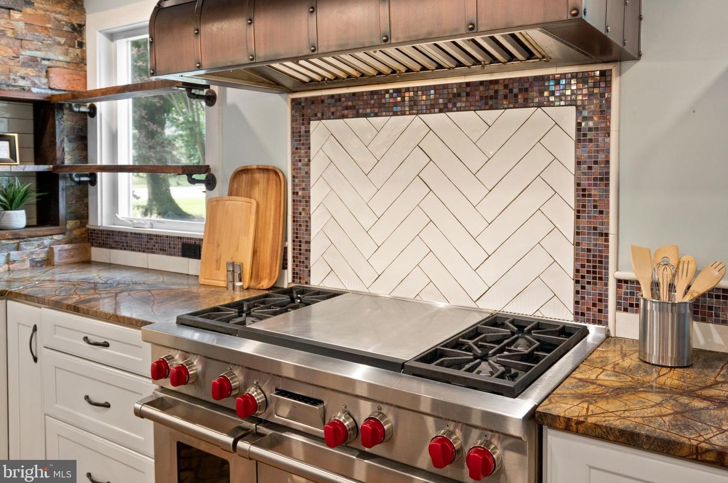 4713 Lewis Wood Ct, Fairfax VA 20151-2539 exterior