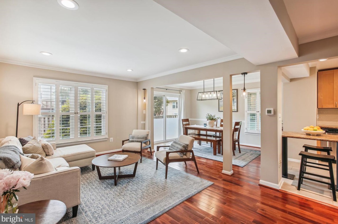 2820 Andiron Ln, Vienna VA 22180-7001 exterior