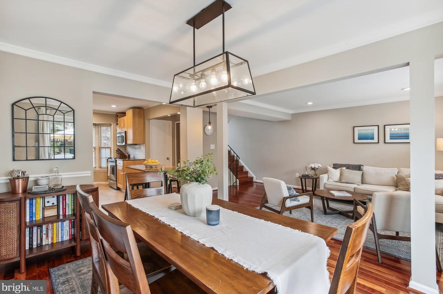 2820 Andiron Ln, Vienna VA 22180-7001 exterior