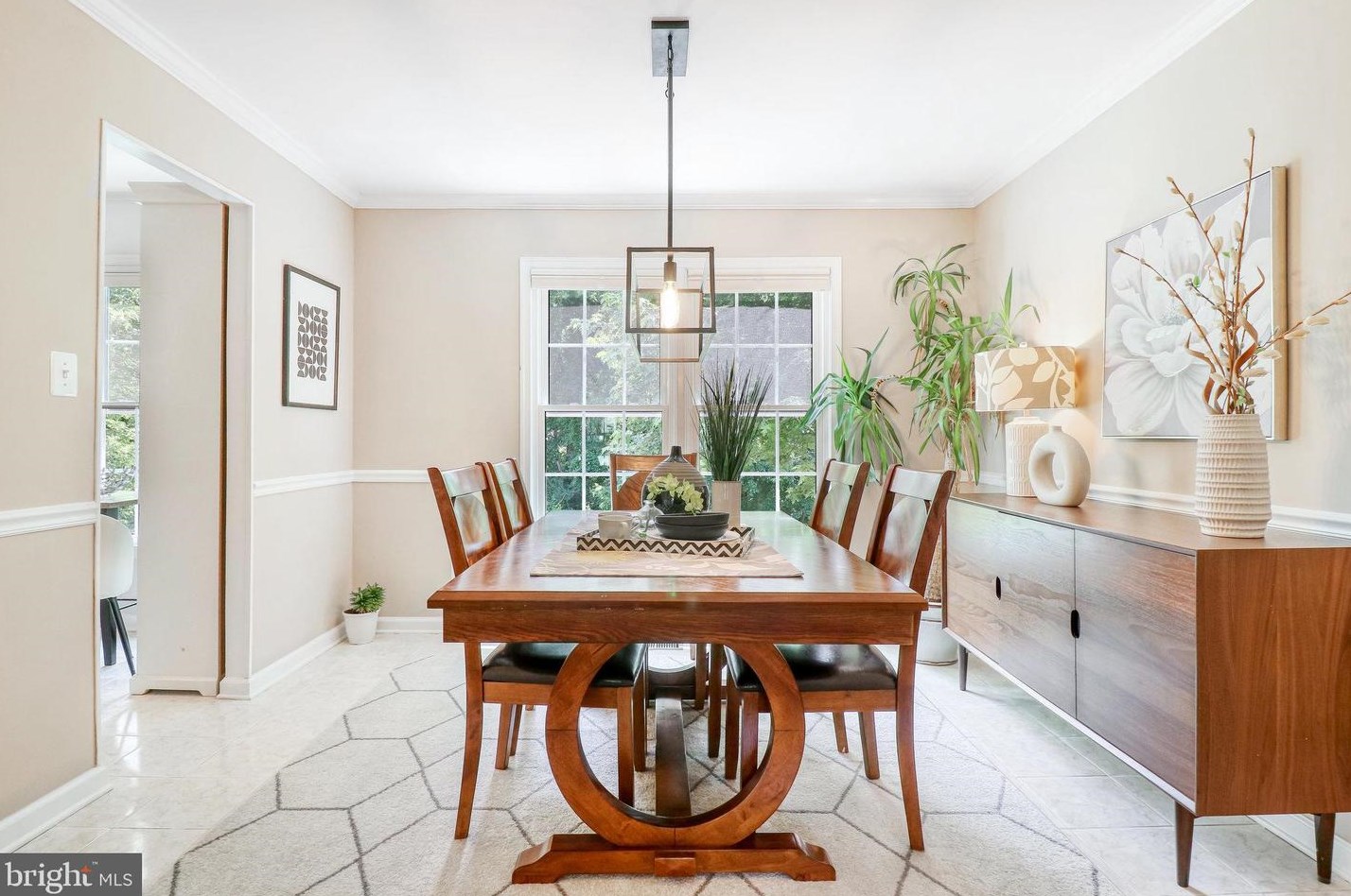 2821 Knollside Ln, Vienna VA 22180-7002 exterior