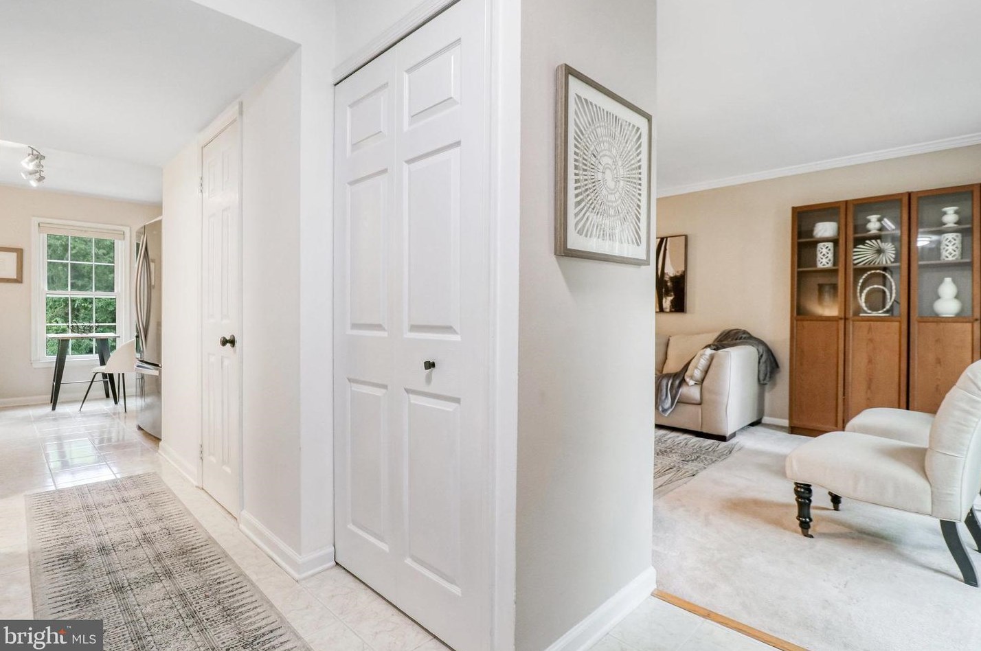 2821 Knollside Ln, Vienna VA 22180-7002 exterior