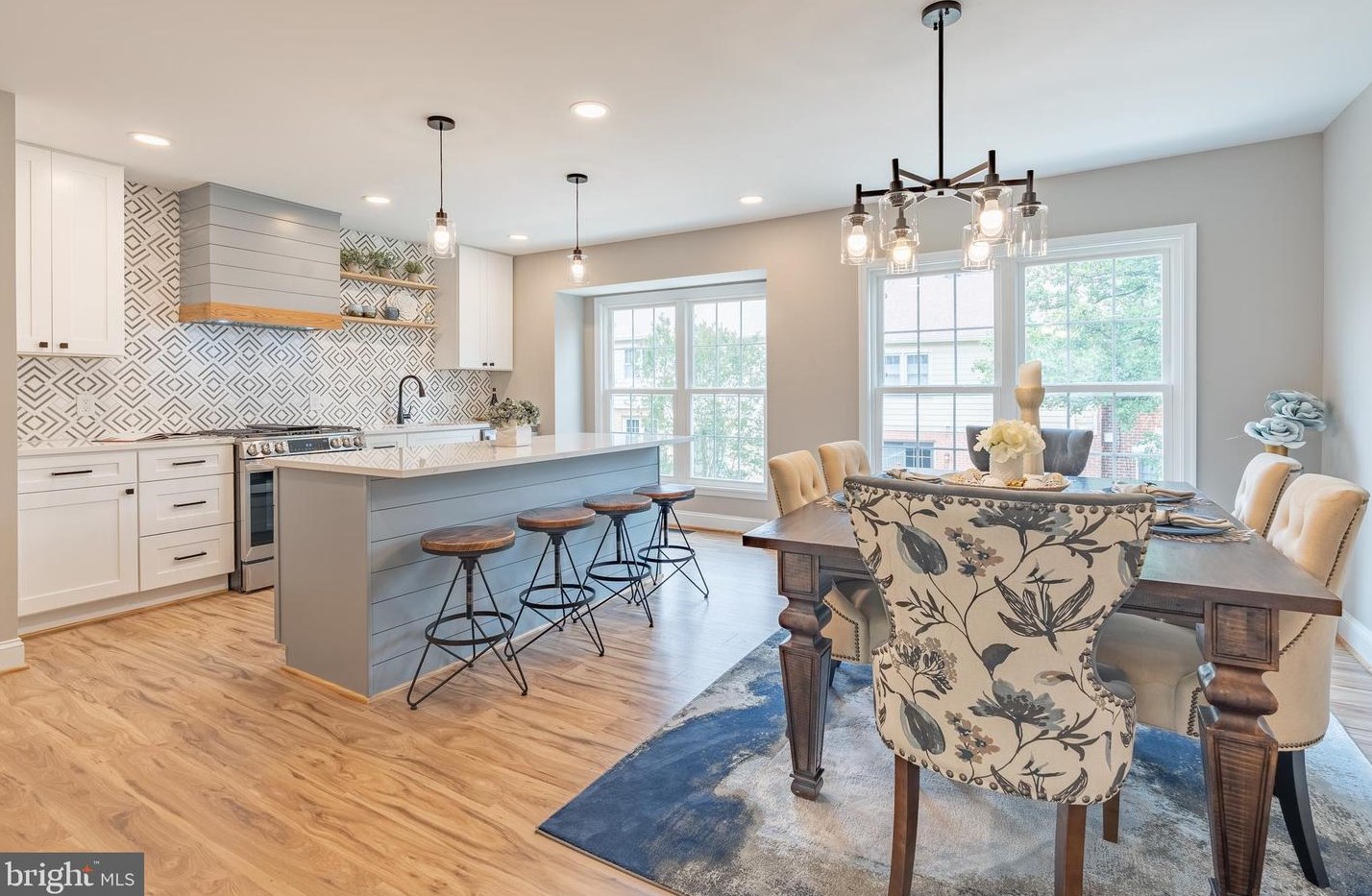 4717 Gainsborough Dr, Fairfax VA 22032-2379 exterior