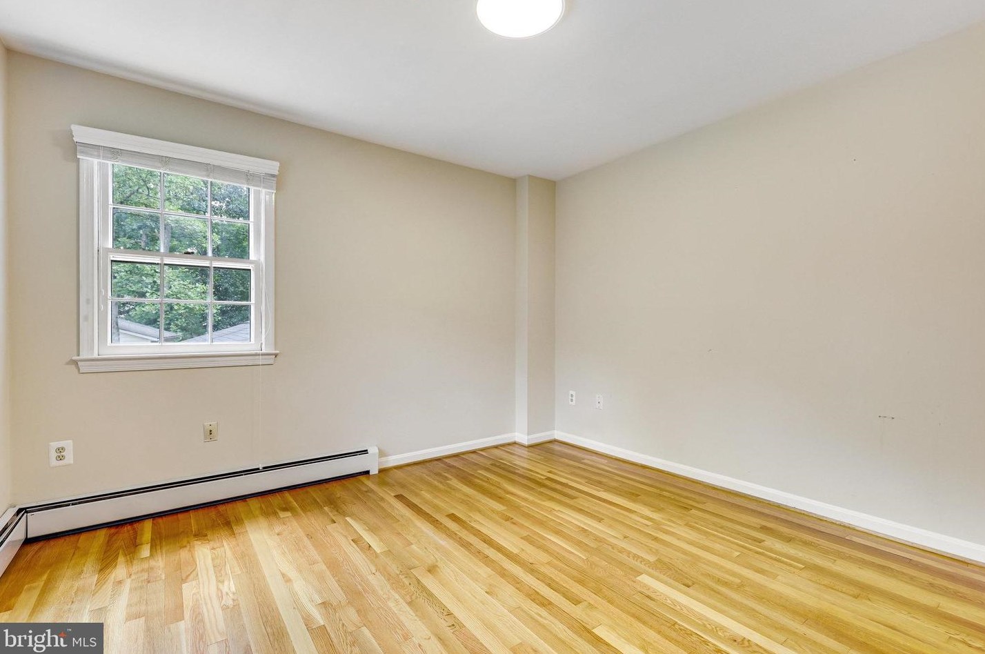 10116 Westford Dr, Vienna VA  22182-1532 exterior