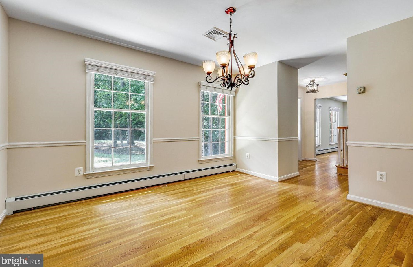 10116 Westford Dr, Vienna VA  22182-1532 exterior