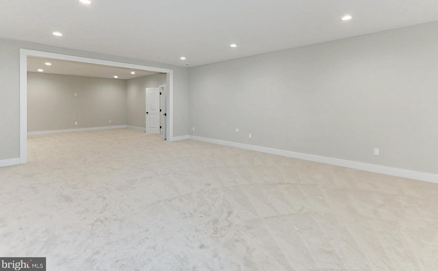 10206 Blake Ln, Vienna VA  22124-2633 exterior