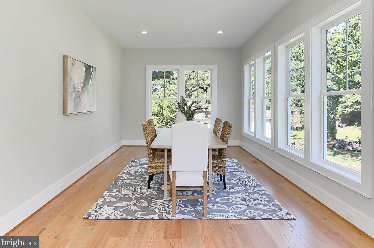 10206 Blake Ln, Vienna VA  22124-2633 exterior