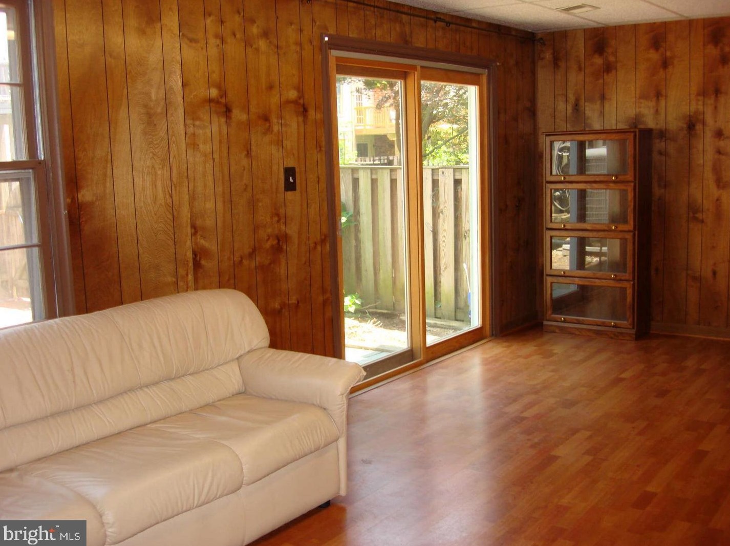 9669 Scotch Haven Dr, Vienna VA  22181-6129 exterior