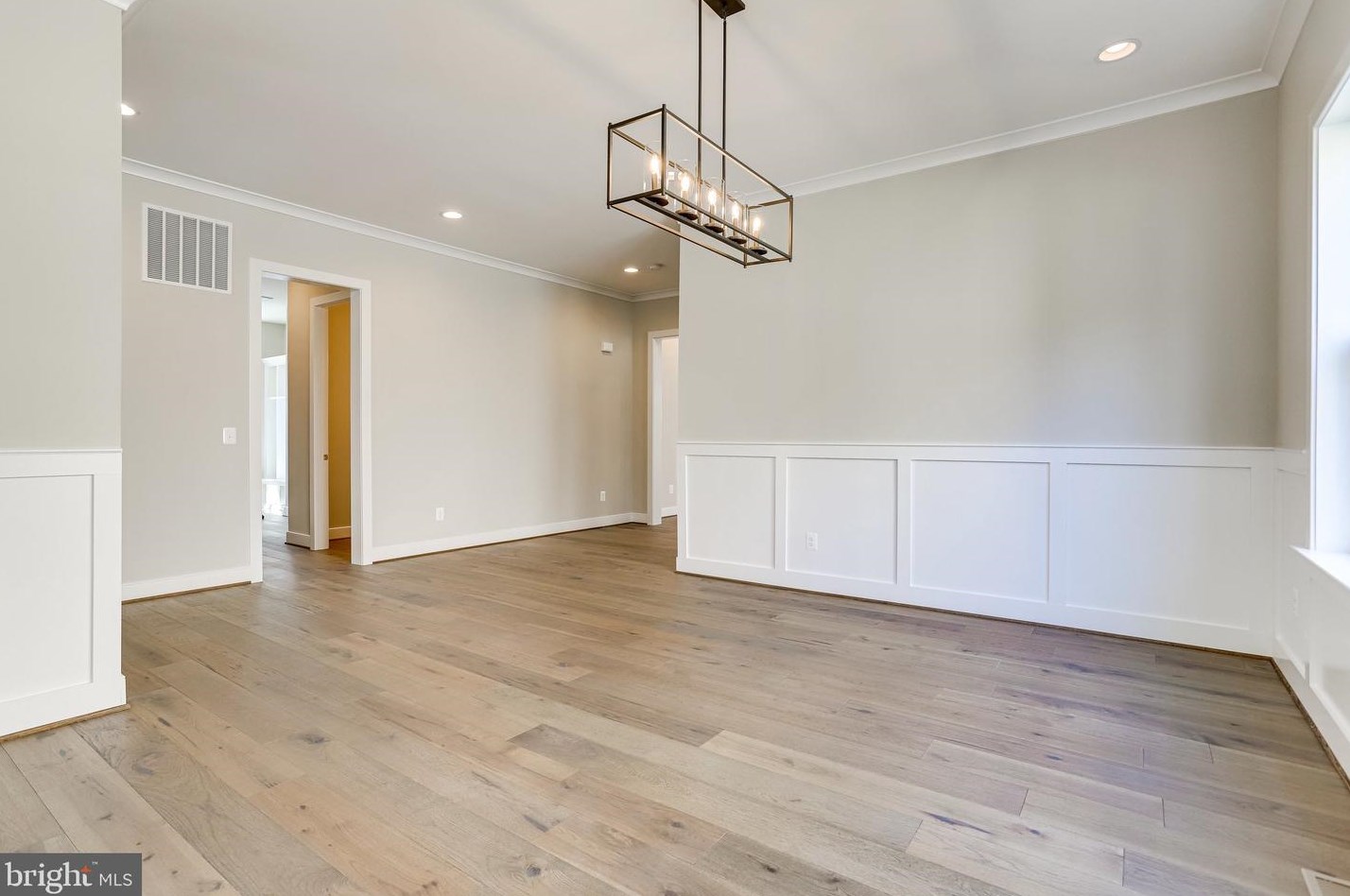 1110 Cottage St, Vienna VA 22180-6551 exterior