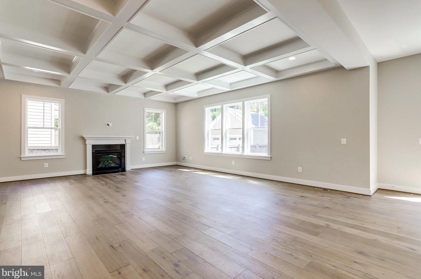 1110 Cottage St, Vienna VA 22180-6551 exterior