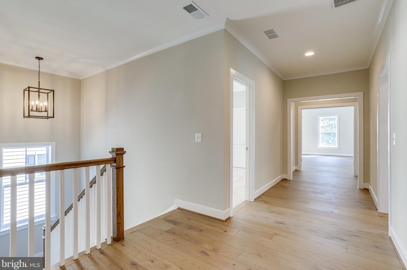 1110 Cottage St, Vienna VA 22180-6551 exterior