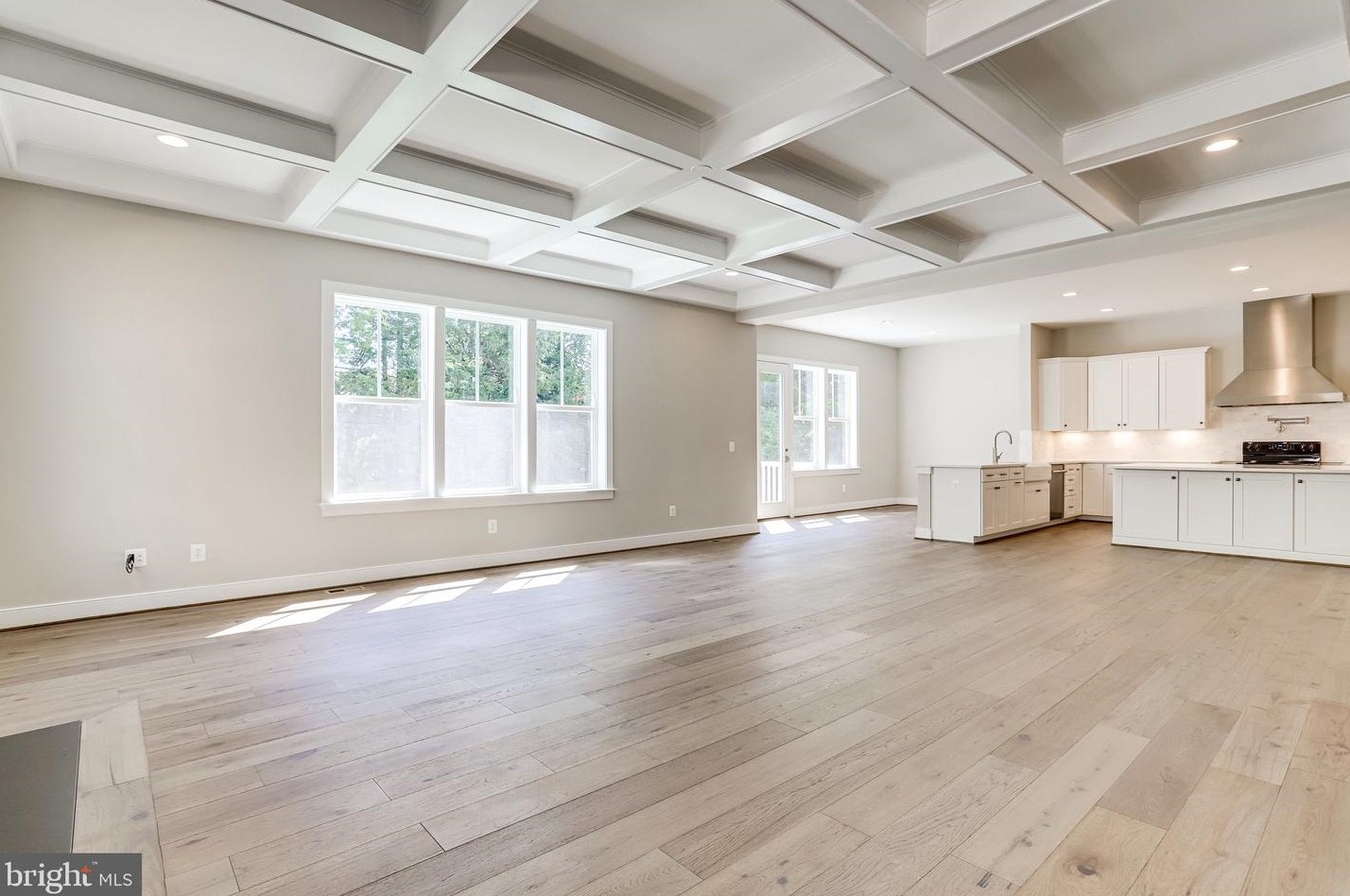 1110 Cottage St, Vienna VA 22180-6551 exterior