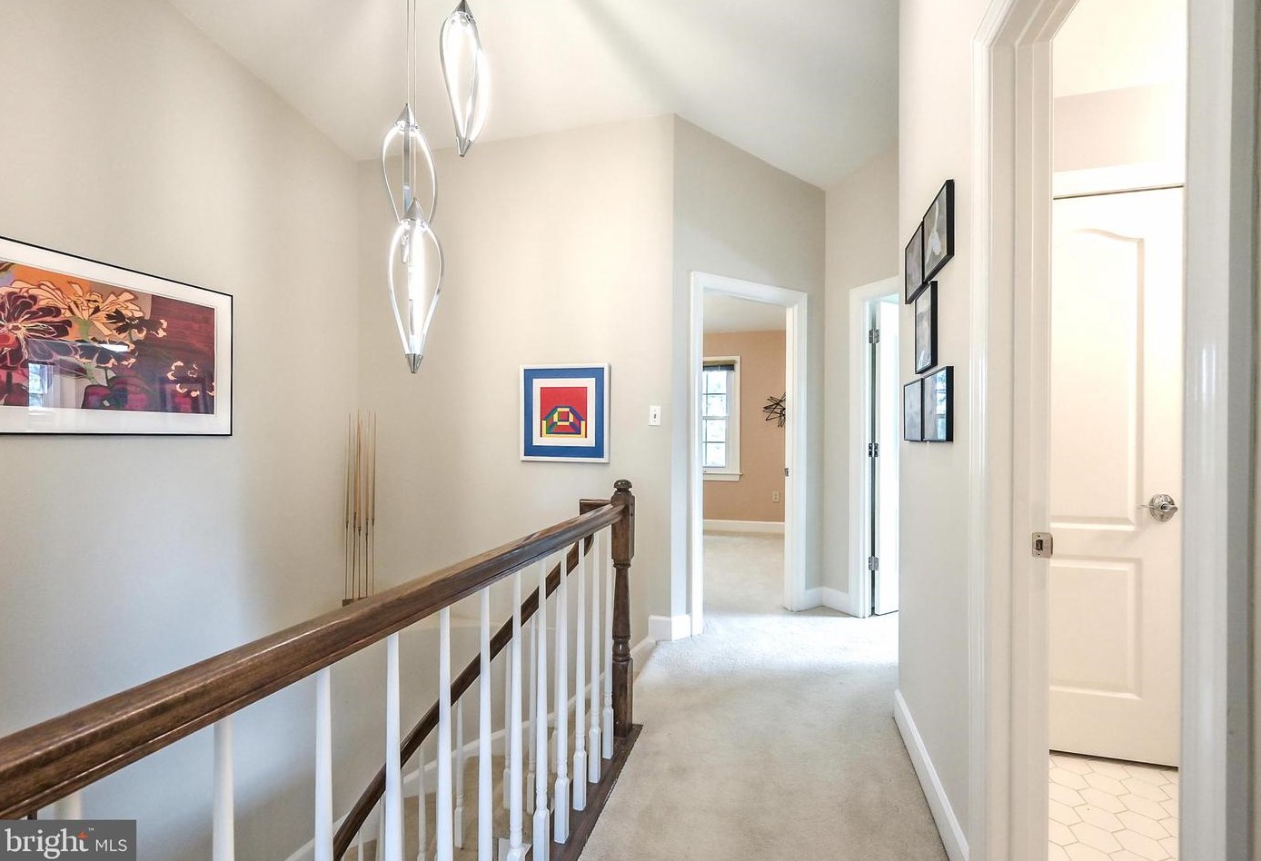 8190 Madrillon Ct, Vienna VA 22182-3752 exterior