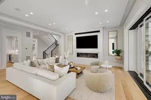 725 Lawton St, McLean, VA 22101 - Photo 45