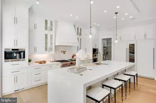 725 Lawton St, McLean, VA 22101 - Photo 53