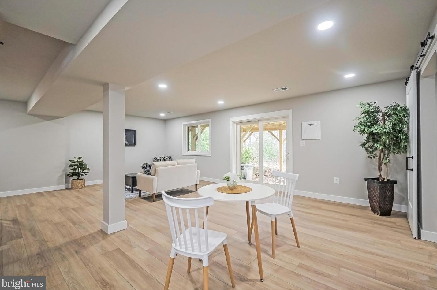 4405 San Carlos Dr, Fairfax VA  22030-5372 exterior