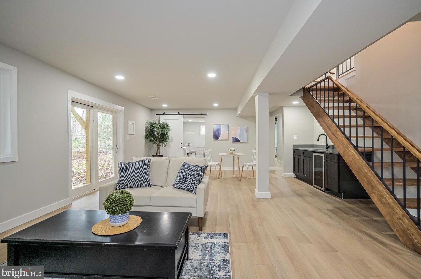 4405 San Carlos Dr, Fairfax VA  22030-5372 exterior