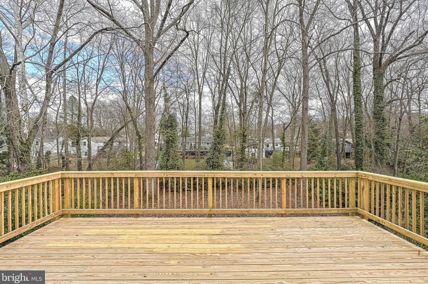 4405 San Carlos Dr, Fairfax VA  22030-5372 exterior