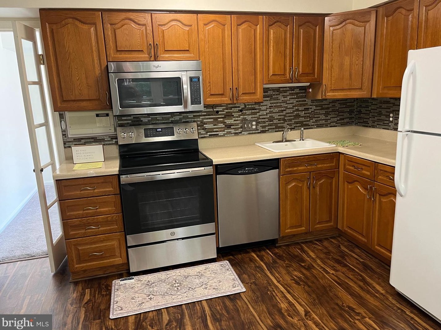 3699 Persimmon Cir, Fairfax VA  22031-4118 exterior