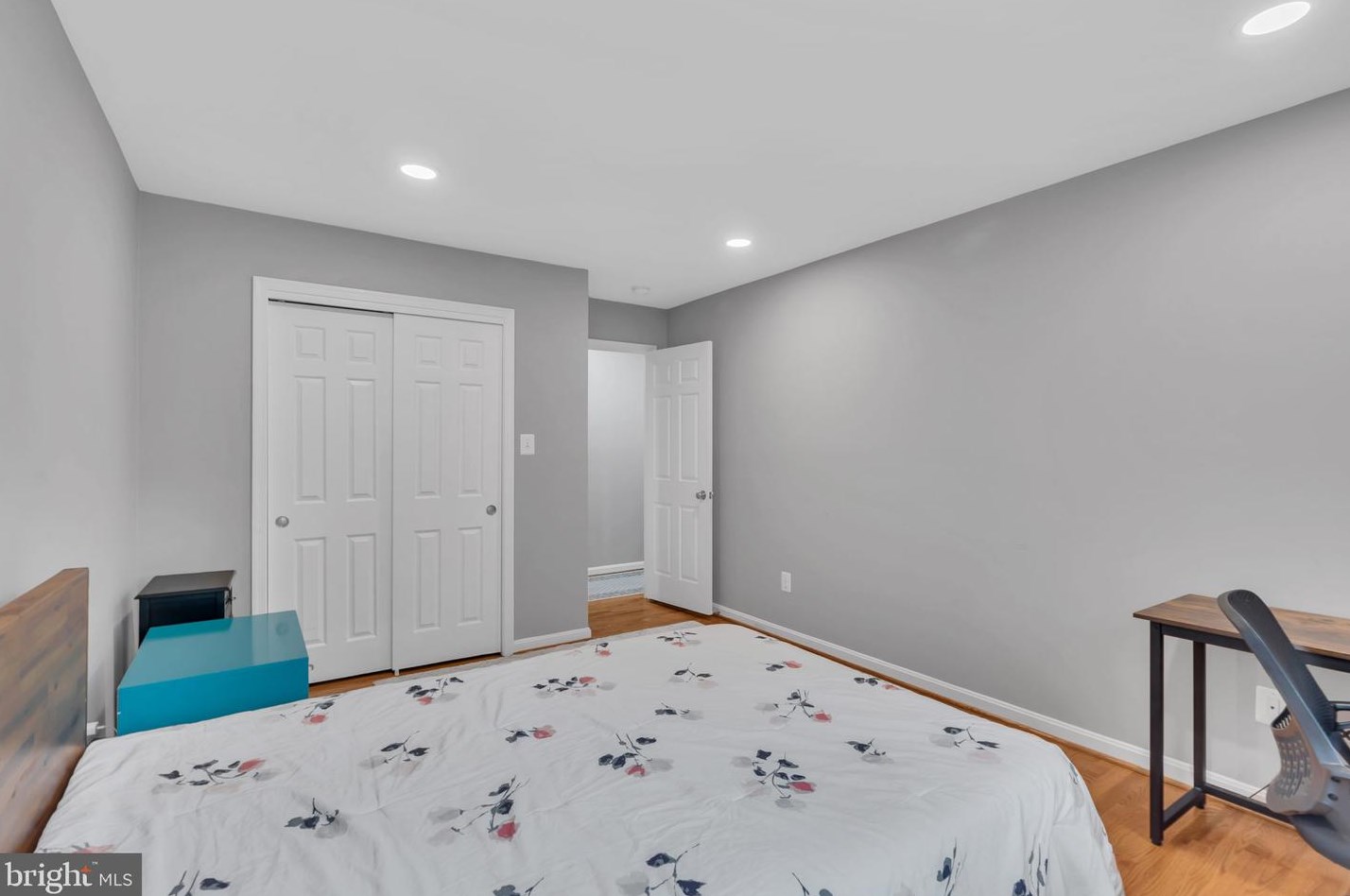 2311 Mcgregor Ct, Vienna VA  22182-5235 exterior