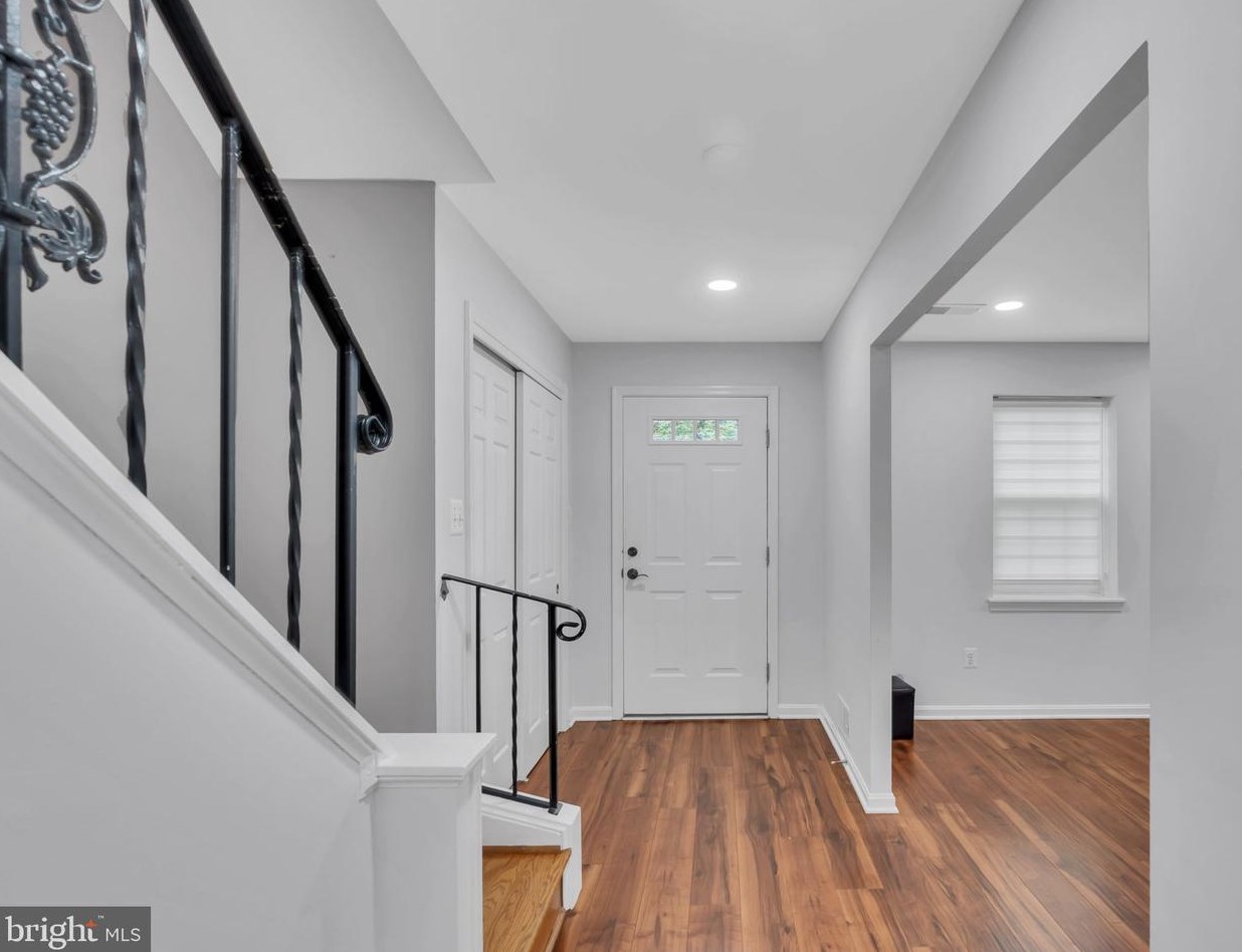 2311 Mcgregor Ct, Vienna VA  22182-5235 exterior