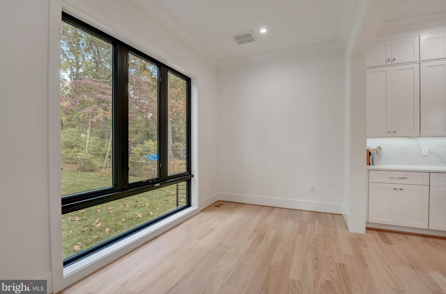 119 Moore Ave, Vienna VA  22180-5872 exterior