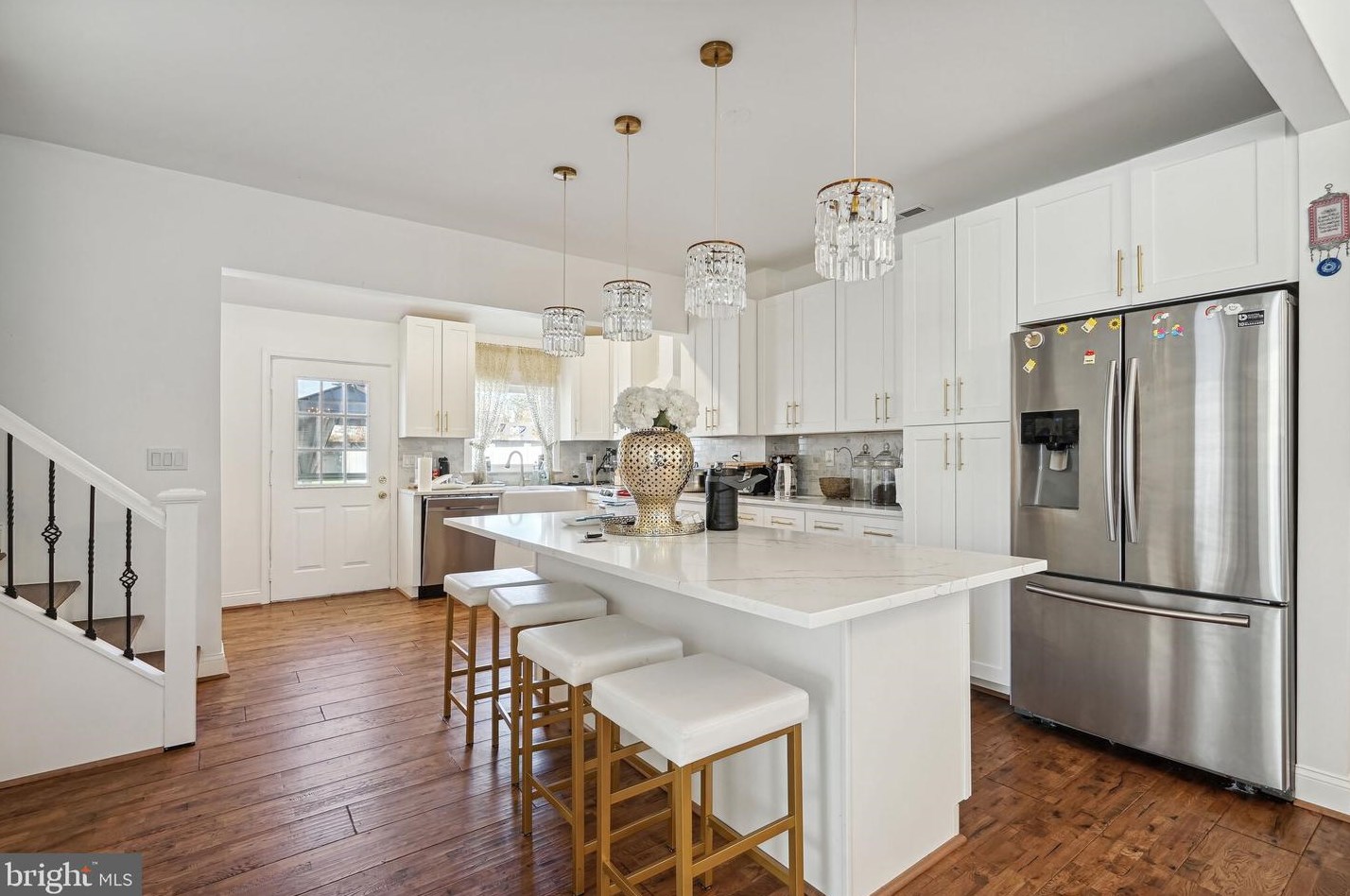 9410 Ox Rd, Lorton, VA 22079