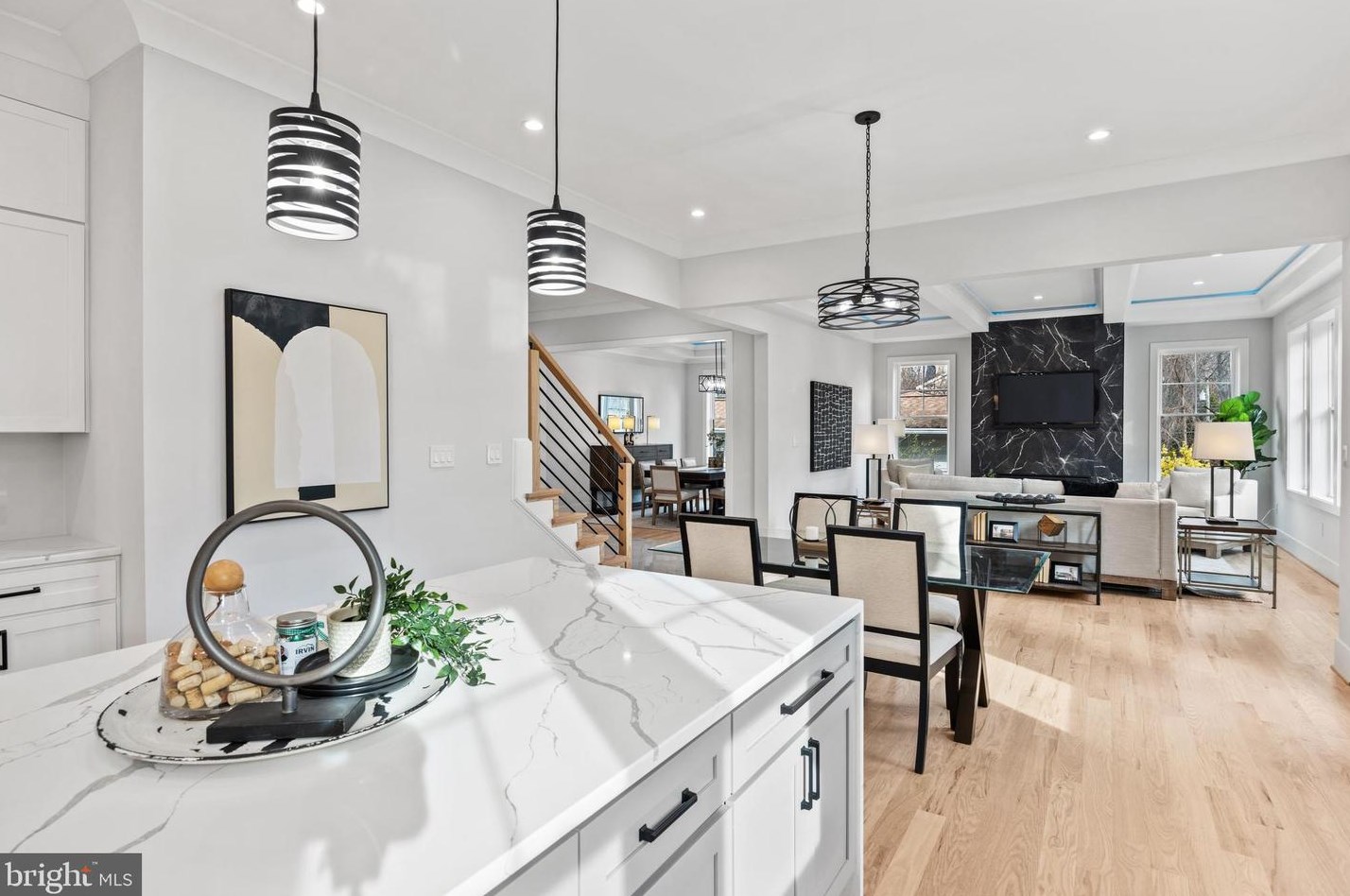 404 Orleans Cir, Vienna VA  22180-6470 exterior