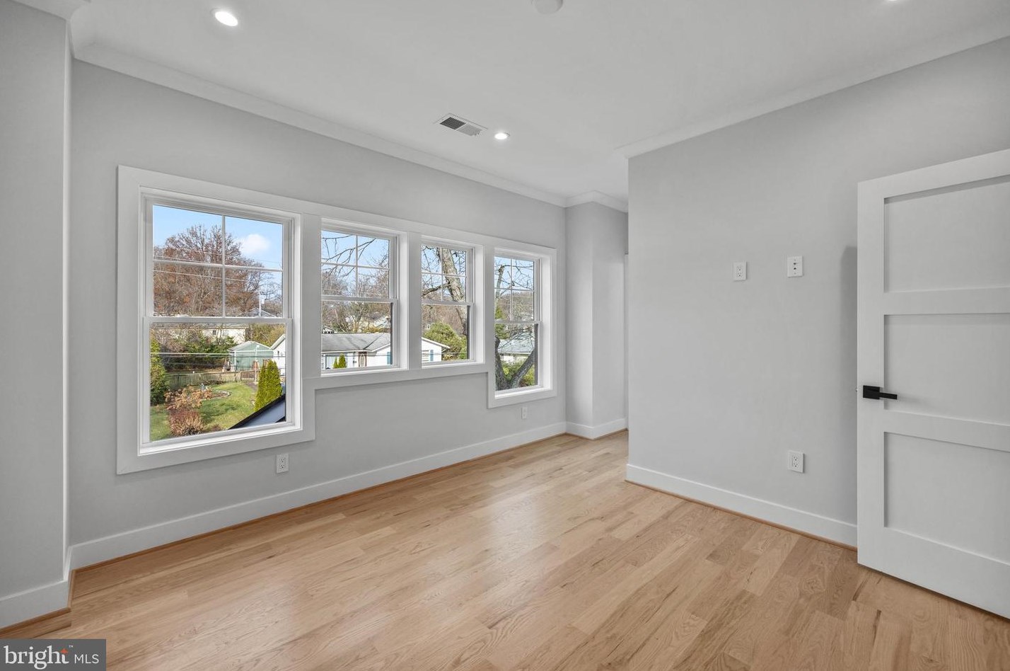 404 Orleans Cir, Vienna VA  22180-6470 exterior