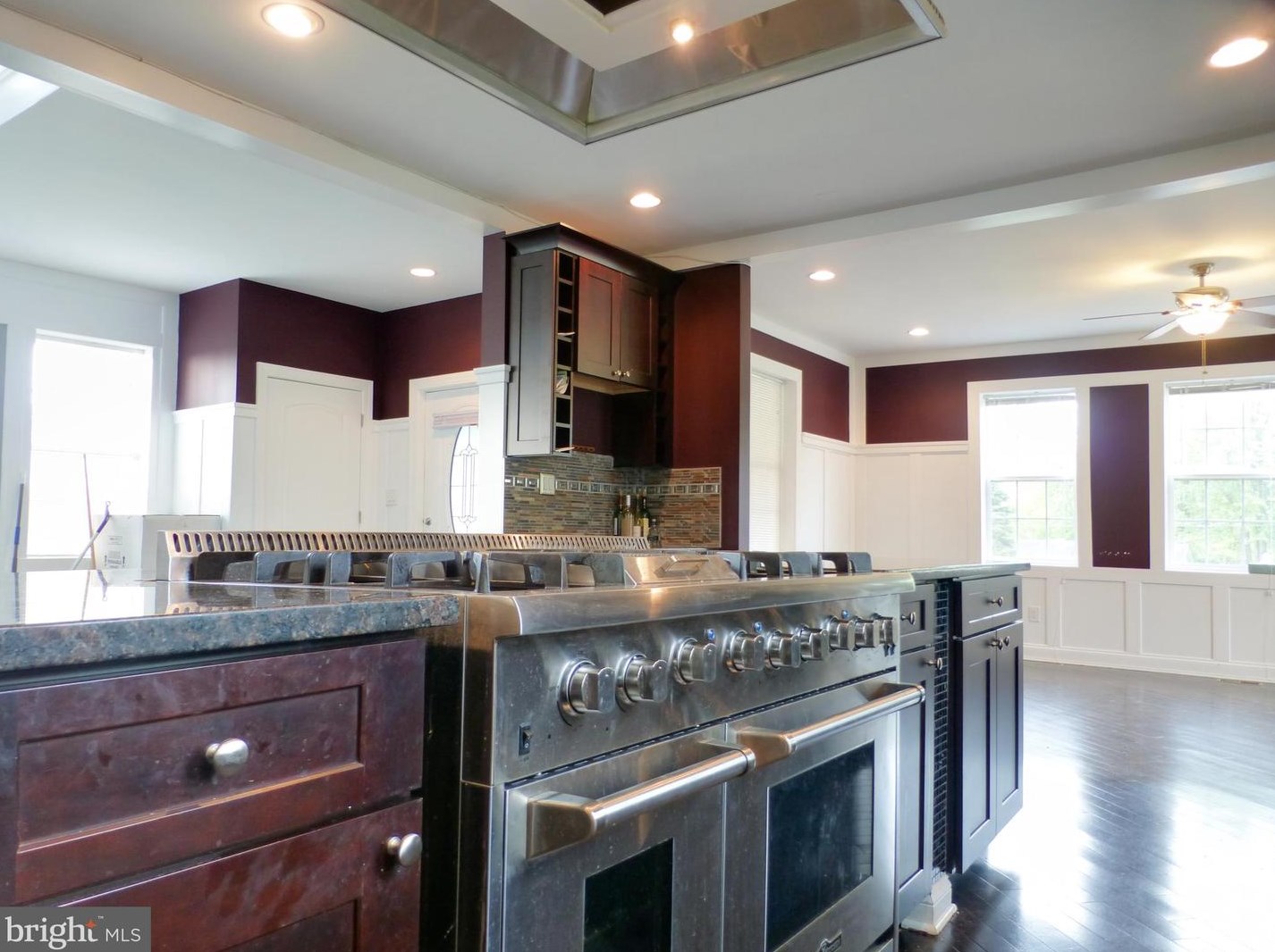 2621 Stenhouse Pl, Vienna VA  22027-1308 exterior