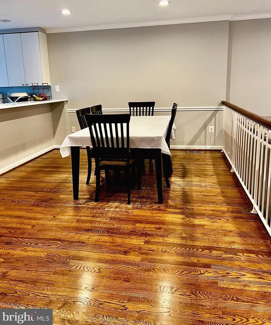 10160 Turnberry Pl, Vienna VA  22124-2847 exterior