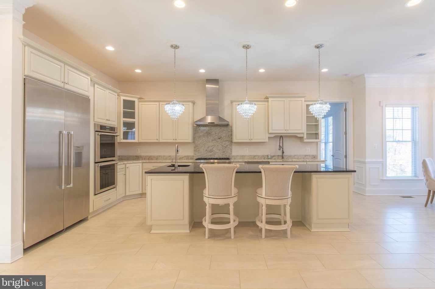 3445 Gallows Rd, Falls Church VA  22042-3340 exterior